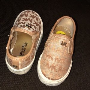 michael kors toddler slip on shoes